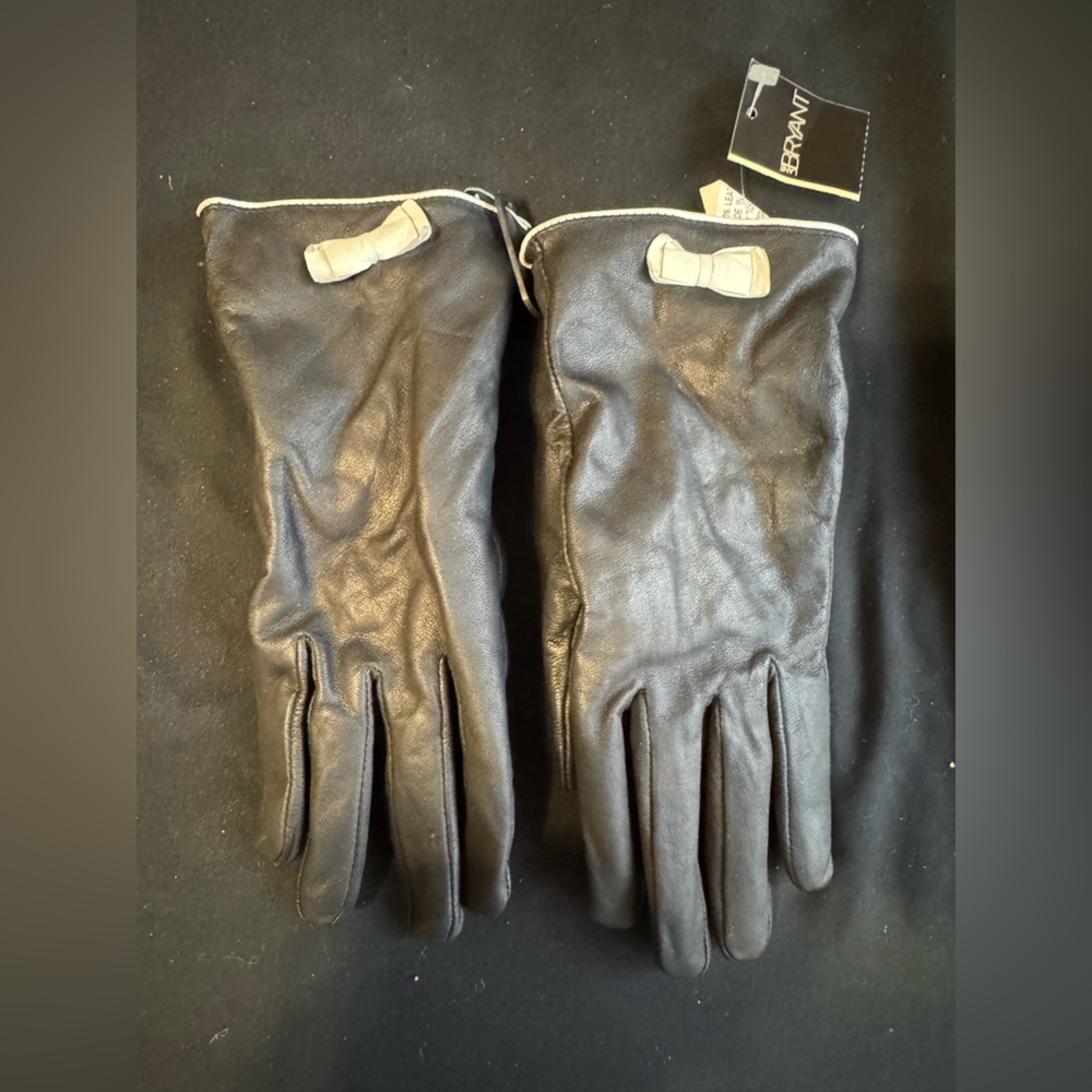Black Leather Dress Gloves w/ White Trim – Size 9–10